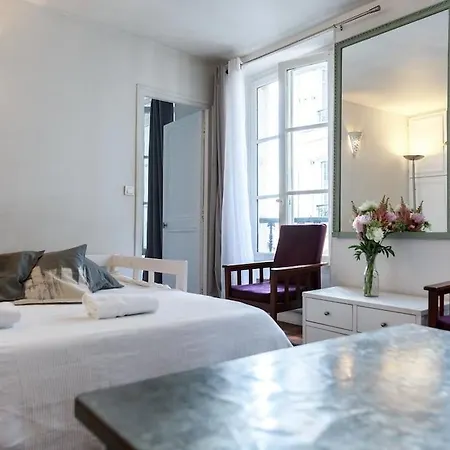 Montmartre Cezanne Apartment