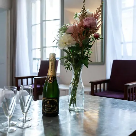 Montmartre Cezanne Apartment *